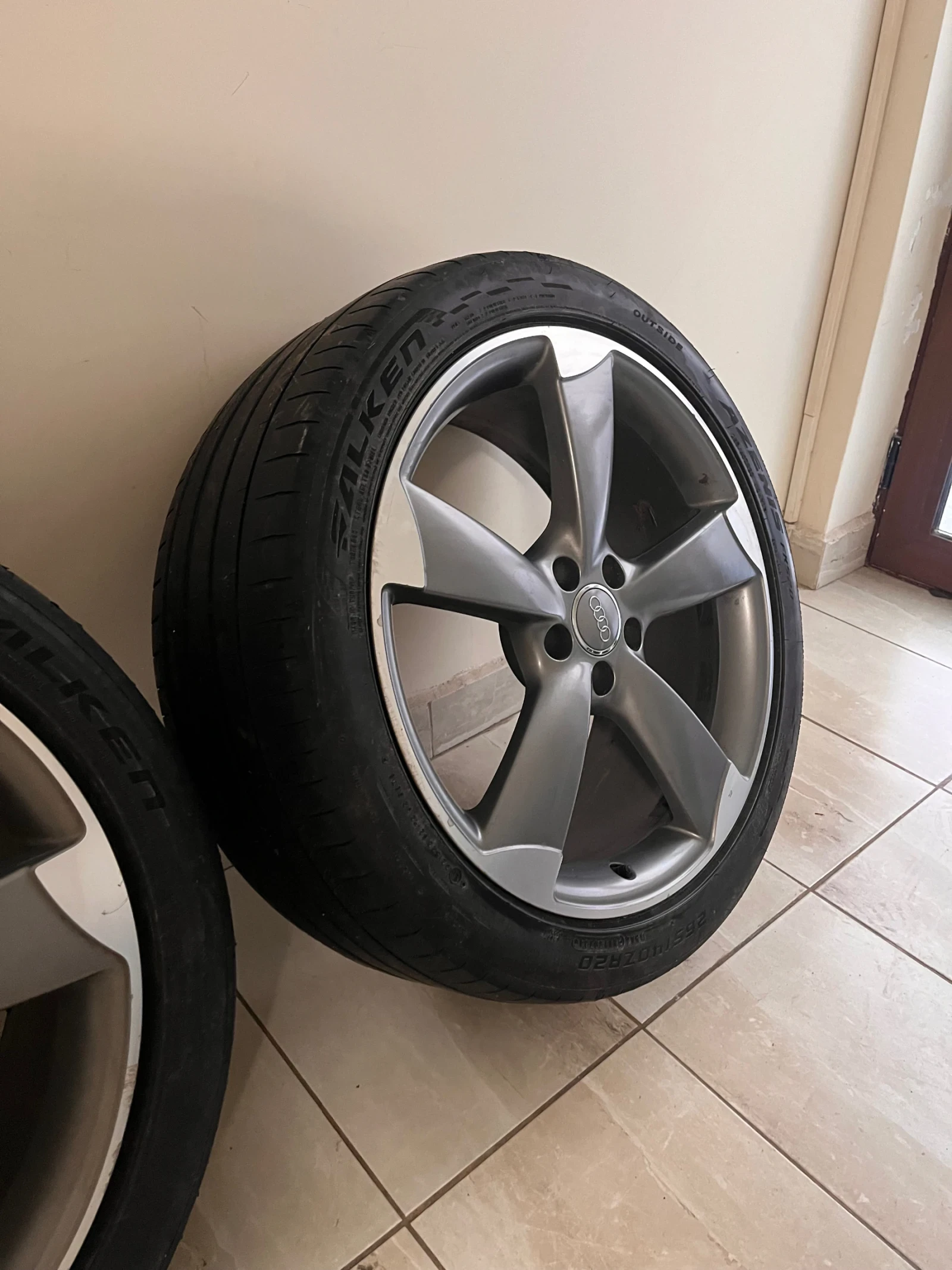 ������ �� Audi | Mobile.bg � ����������� 6