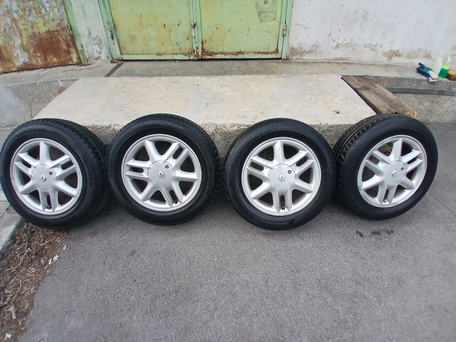 Гуми с джанти Tigar 185/65R15, снимка 10 - Гуми и джанти - 54182646