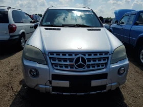  Mercedes-Benz ML 550