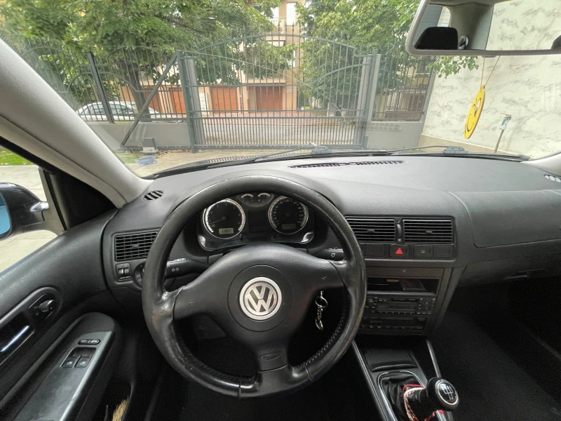 VW Golf Highline / 1.6 / 105кс, снимка 10 - Автомобили и джипове - 46789543