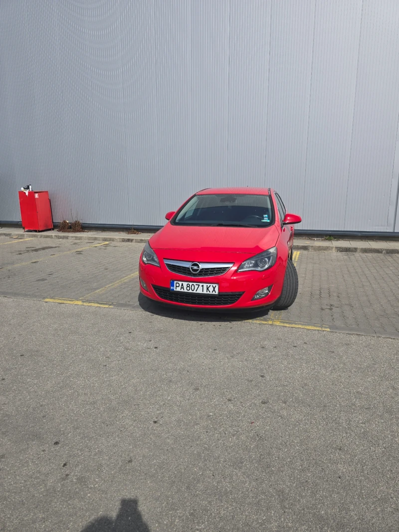 Opel Astra 1.7 CDI , снимка 1 - Автомобили и джипове - 49450338