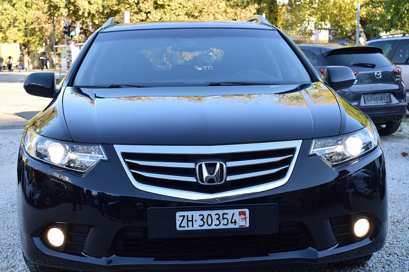 Honda Accord 2.4ШВЕЙЦАРИЯ/LUX/ШИБИДАХ/КОЖА/МЕМОРИ/КСЕНОН/БЛУТУТ, снимка 2 - Автомобили и джипове - 52215737