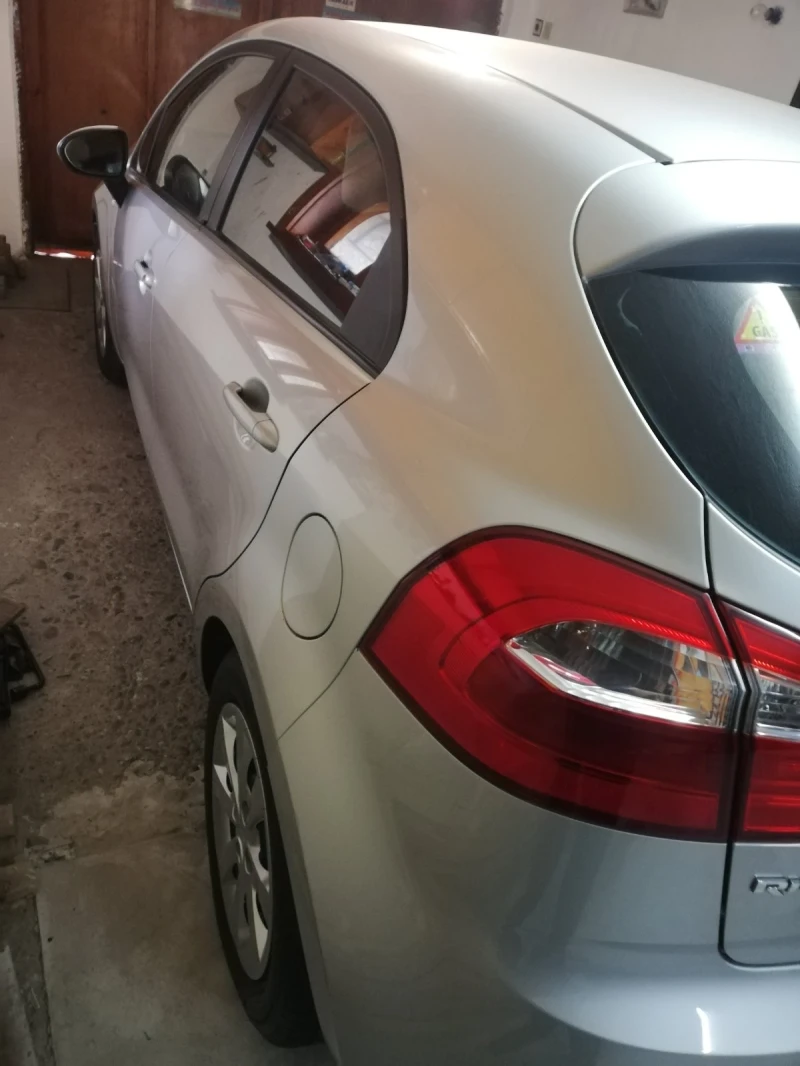 Kia Rio 1.2, снимка 7 - Автомобили и джипове - 52258091
