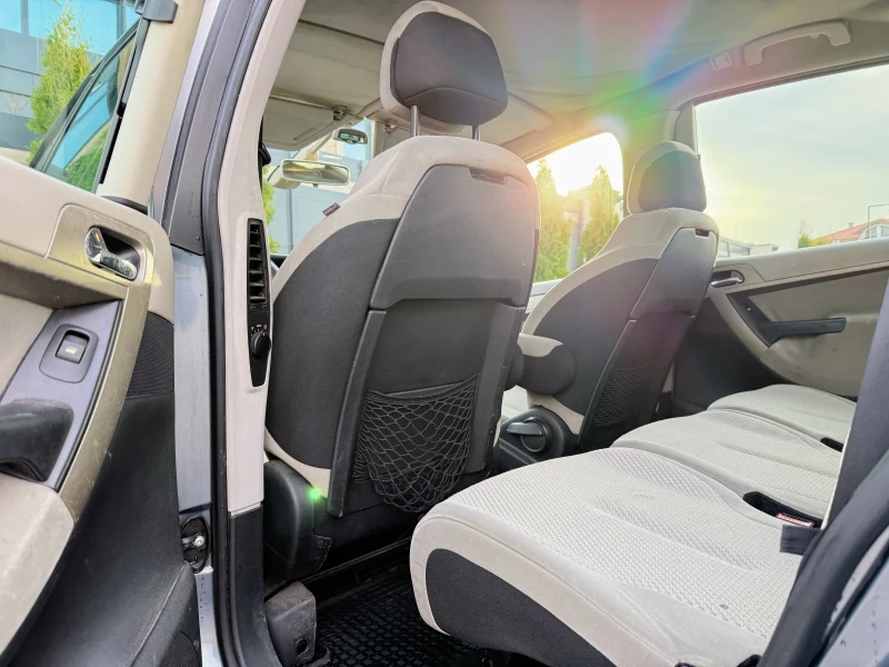Citroen C4 Picasso 1.6HDI/109HP* АВТОМАТИК* РЕГИСТРИРАН* МНОГО ИКОНОМ, снимка 7 - Автомобили и джипове - 52630051