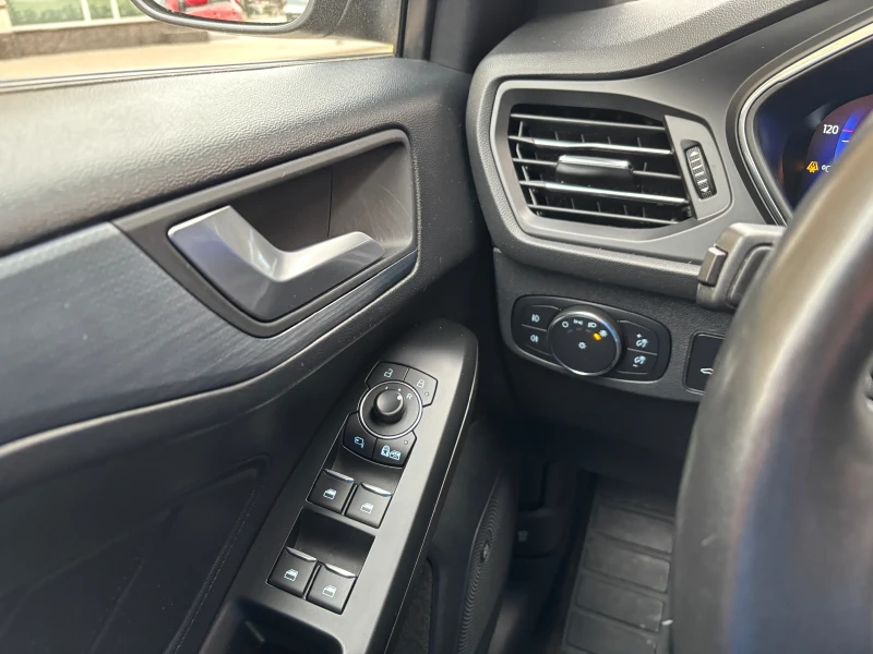 Ford Focus Active X full, първи собственик, снимка 16 - Автомобили и джипове - 52847517