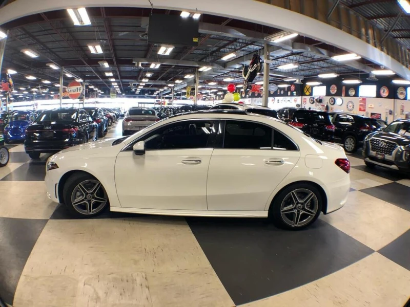Mercedes-Benz A 220 * AMG * CARFAX * ЦЕНА ДО БЪЛГАРИЯ, снимка 4 - Автомобили и джипове - 52969082