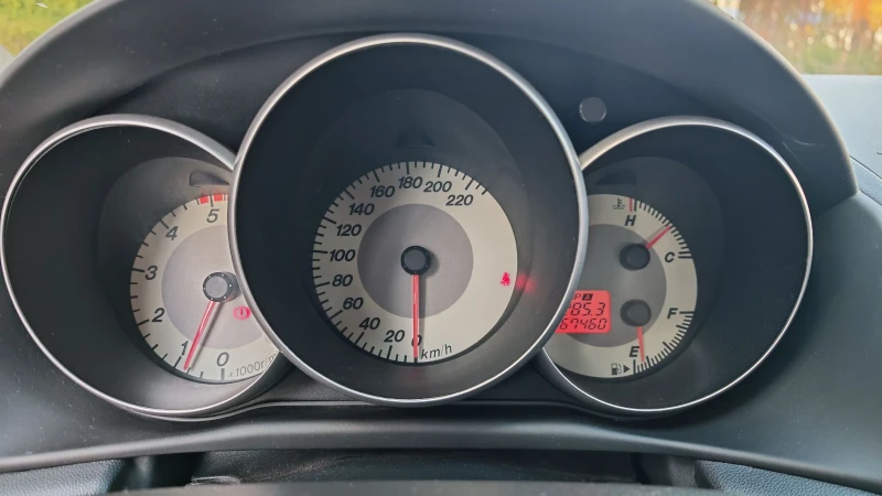 Mazda 3 1.6D, снимка 14 - Автомобили и джипове - 53187224