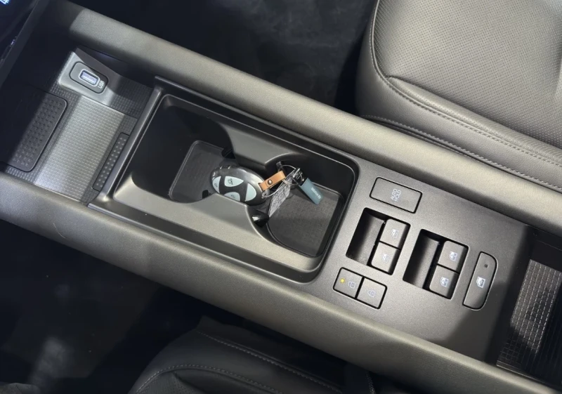 Hyundai Ioniq 6 UNIQ* SOH100%* 77.4KW* AWD* ГАРАНЦИЯ, снимка 9 - Автомобили и джипове - 53574917