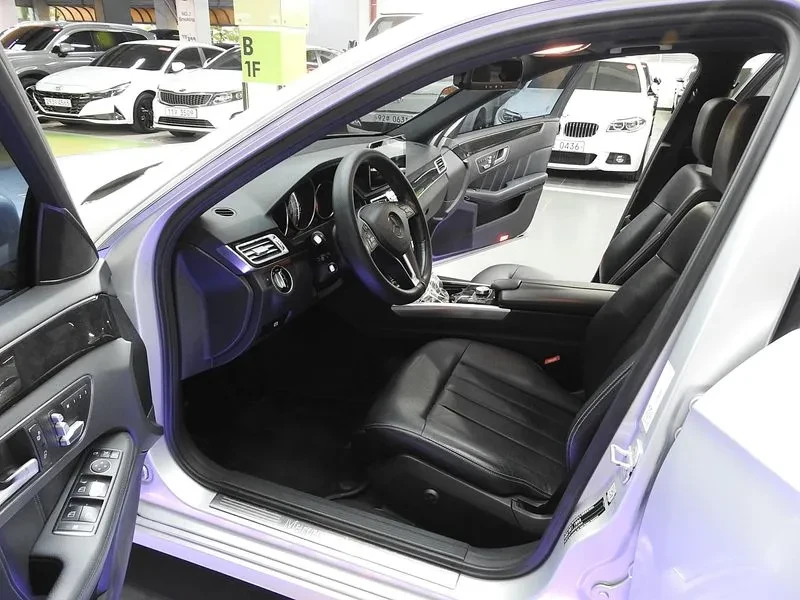 Mercedes-Benz E 250 W212 E250 Bluetec 4Matic Avant Garde, снимка 12 - Автомобили и джипове - 55259492