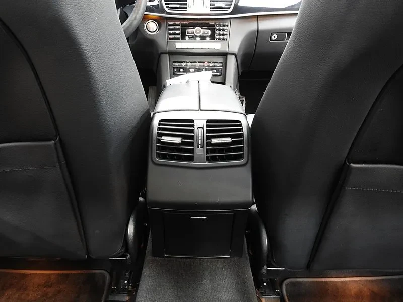 Mercedes-Benz E 250 W212 E250 Bluetec 4Matic Avant Garde, снимка 15 - Автомобили и джипове - 55259492