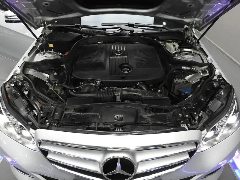 Mercedes-Benz E 250 W212 E250 Bluetec 4Matic Avant Garde, снимка 6 - Автомобили и джипове - 55259492