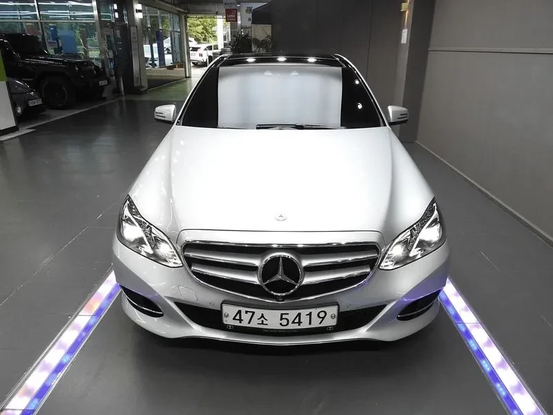 Mercedes-Benz E 250 W212 E250 Bluetec 4Matic Avant Garde, снимка 3 - Автомобили и джипове - 55259492