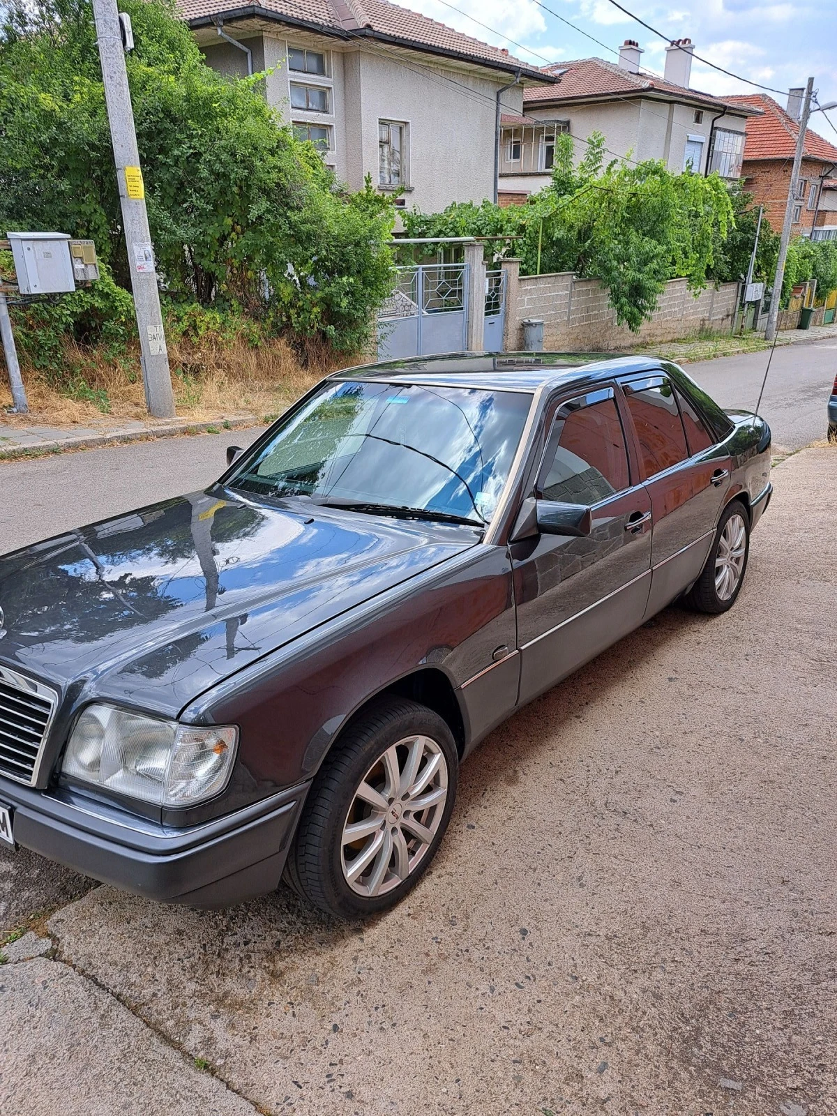 Mercedes-Benz 124 250 TurboDiesel - изображение 2