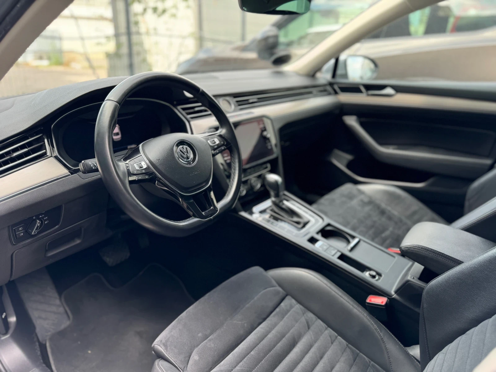 VW Passat 2.0TDI Digital Cockpit Massage Memory - изображение 7