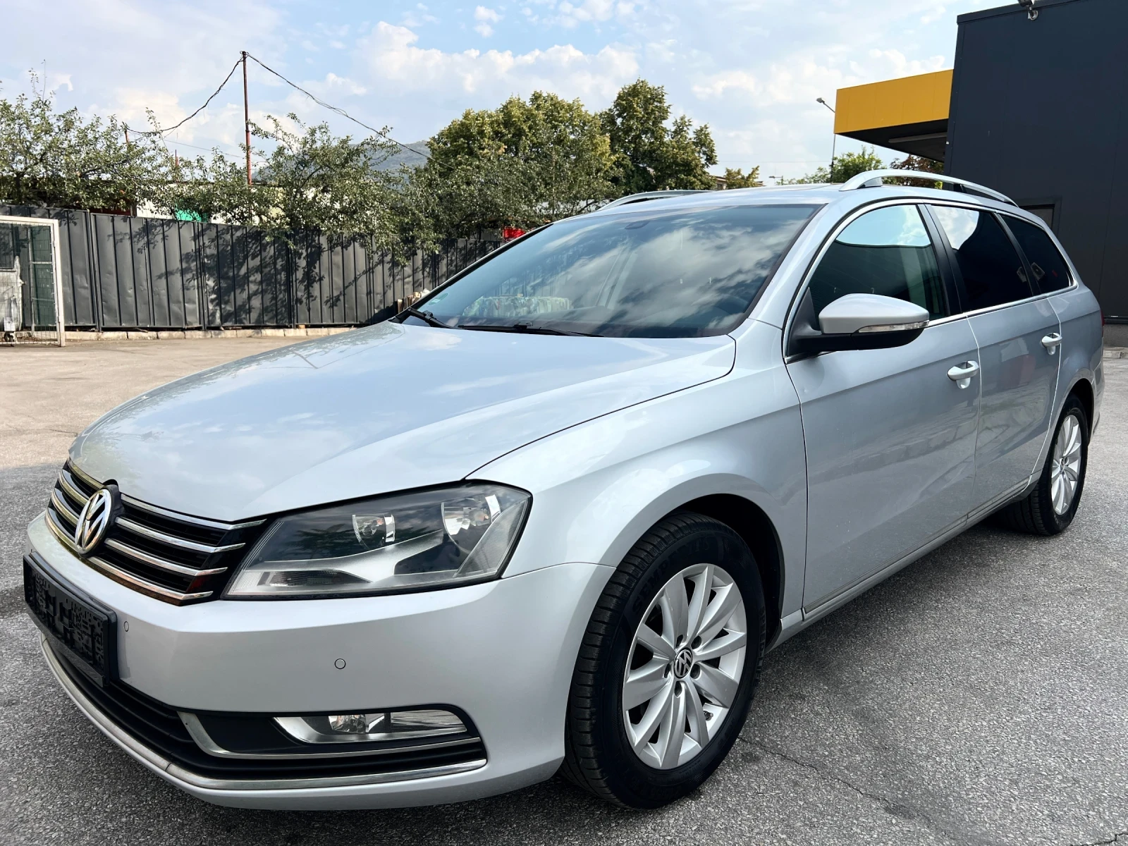 VW Passat 2.0 TDI 140к.с FULL / KOJA / NAVI / PANORAMA  - изображение 3