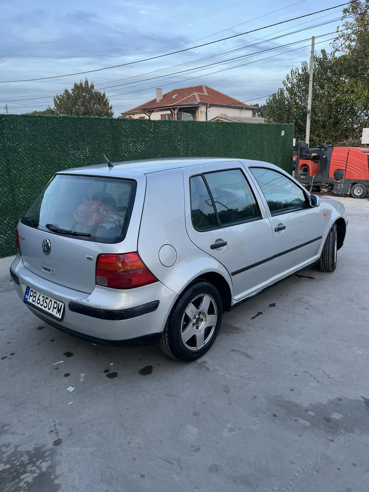 VW Golf 1.6 Бензин / Газ - изображение 5