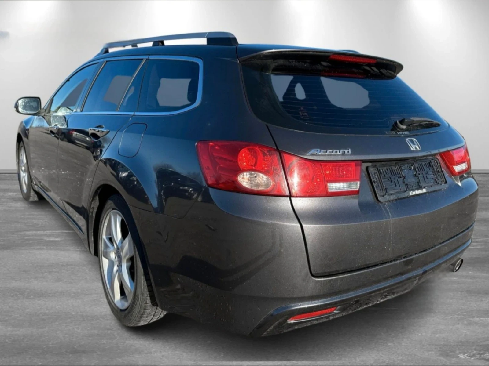 Honda Accord Tourer / 2.0 petrol / Automatic / Elegance - изображение 3