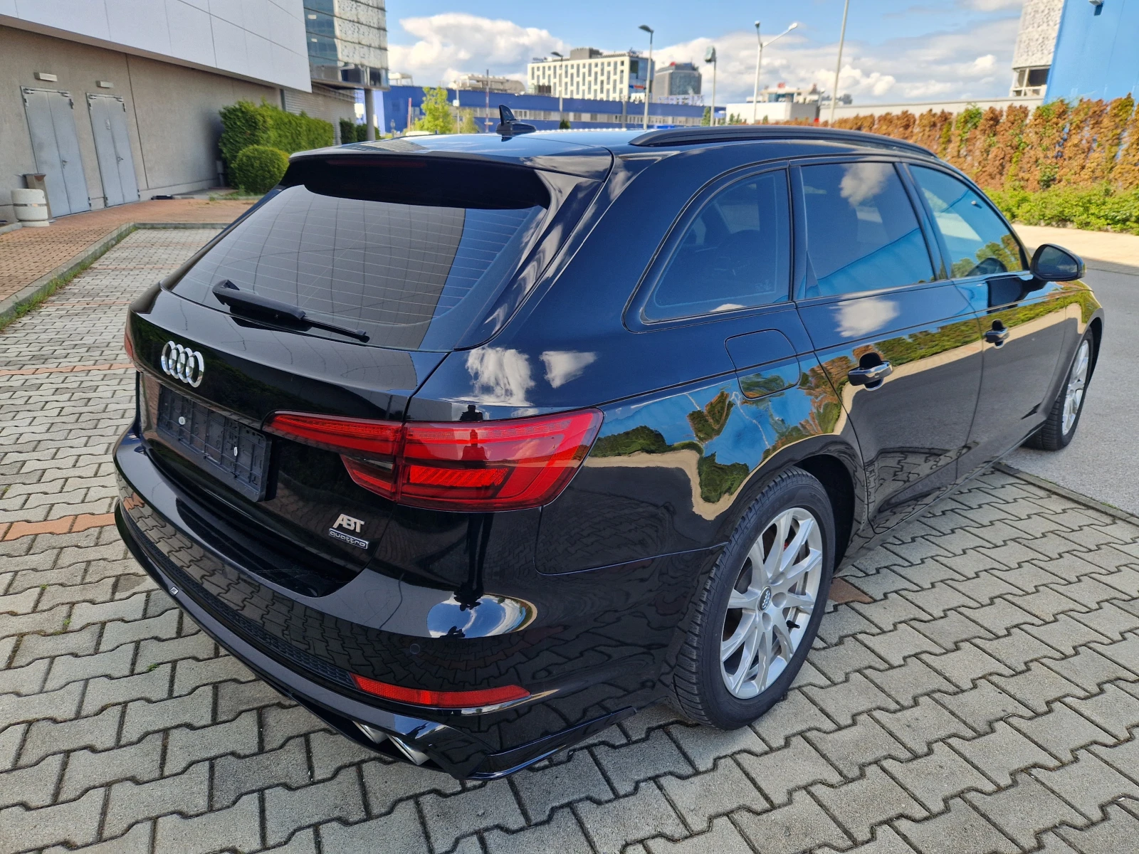 Audi A4 3.0TDI/272к/ABT/DIGITAL/FULL LED/DISTRONIC/Quattro - изображение 6