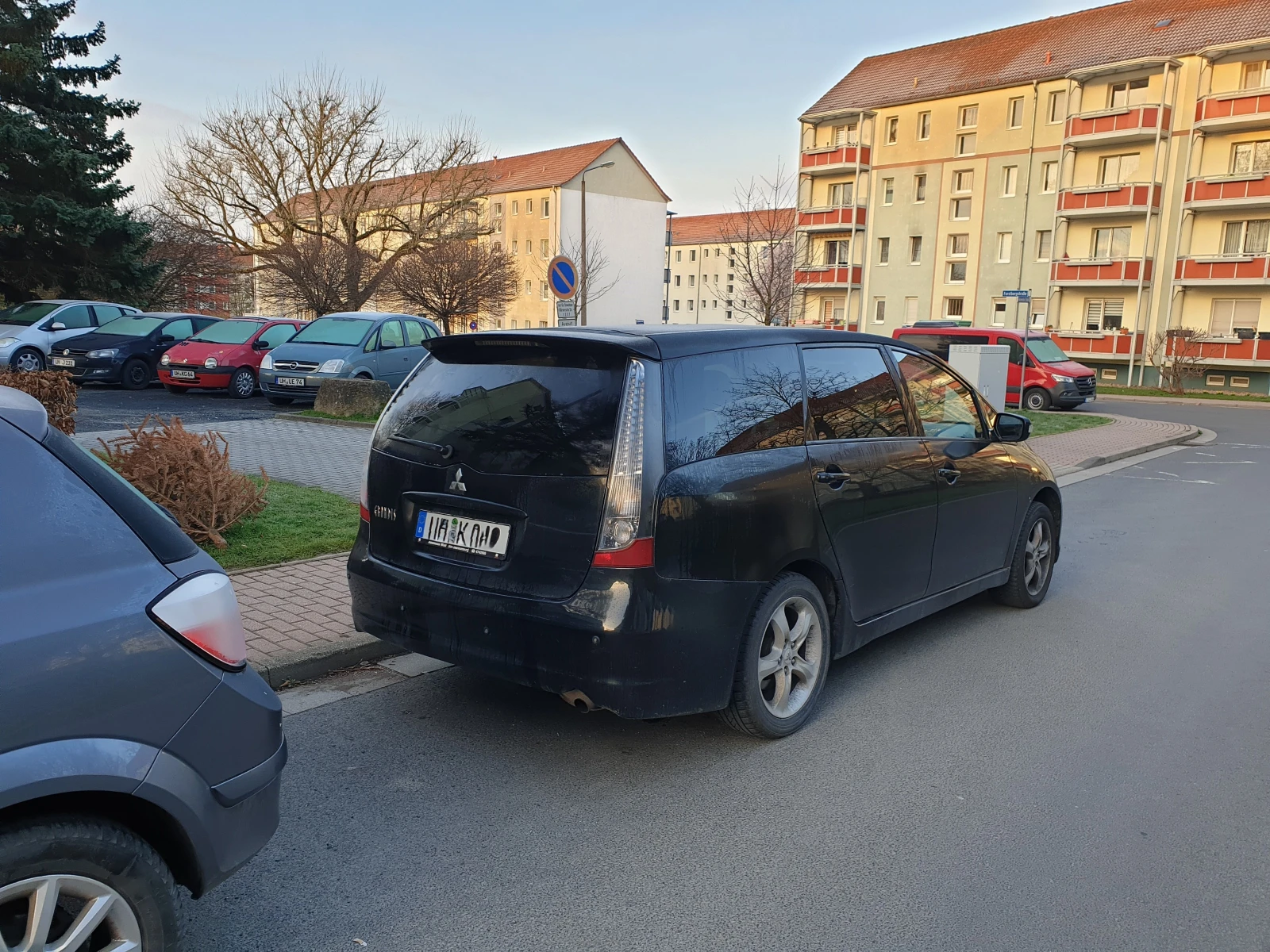 Mitsubishi Grandis  - изображение 7