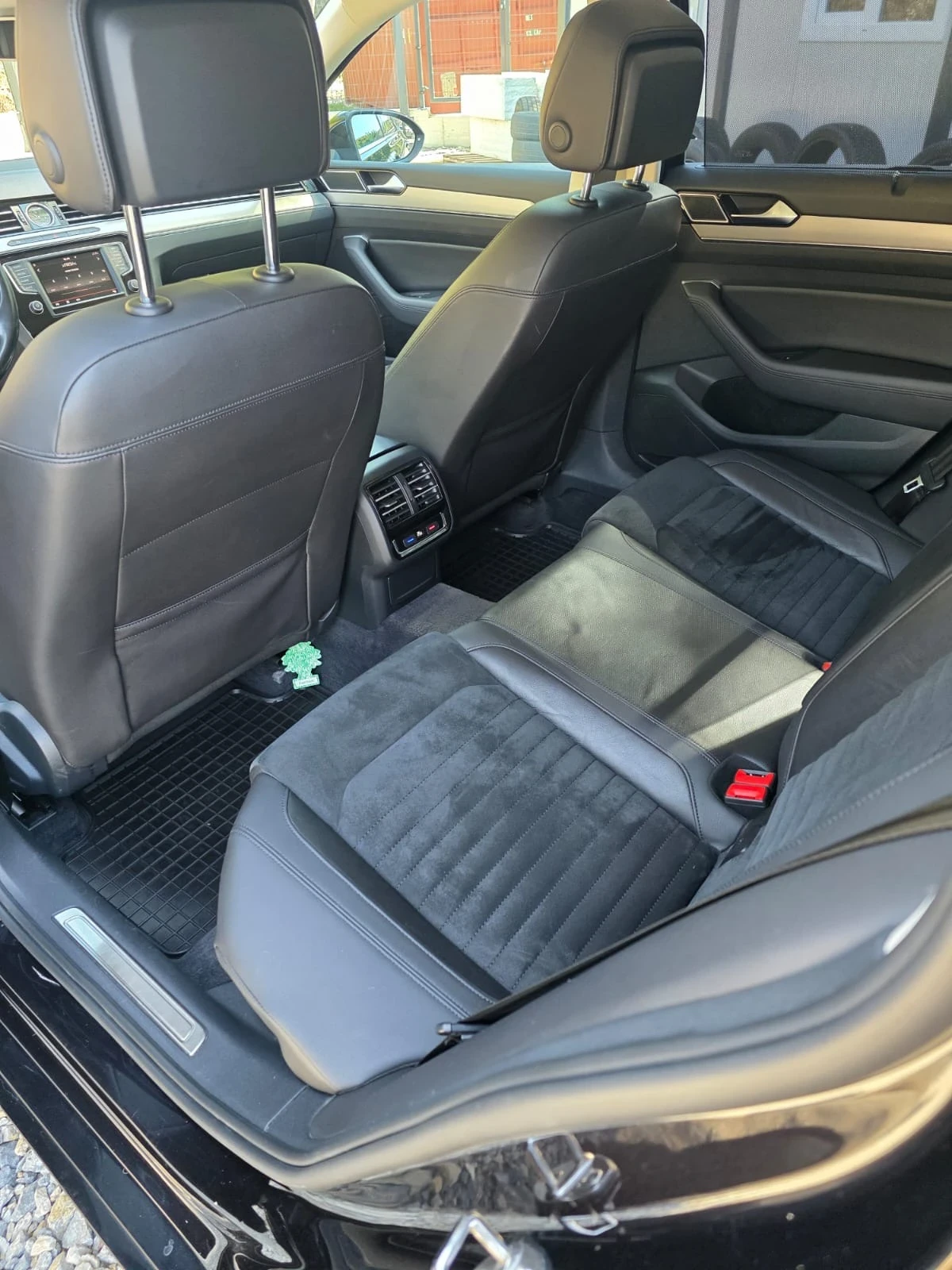 VW Passat 2.0 TDI    | Mobile.bg   7