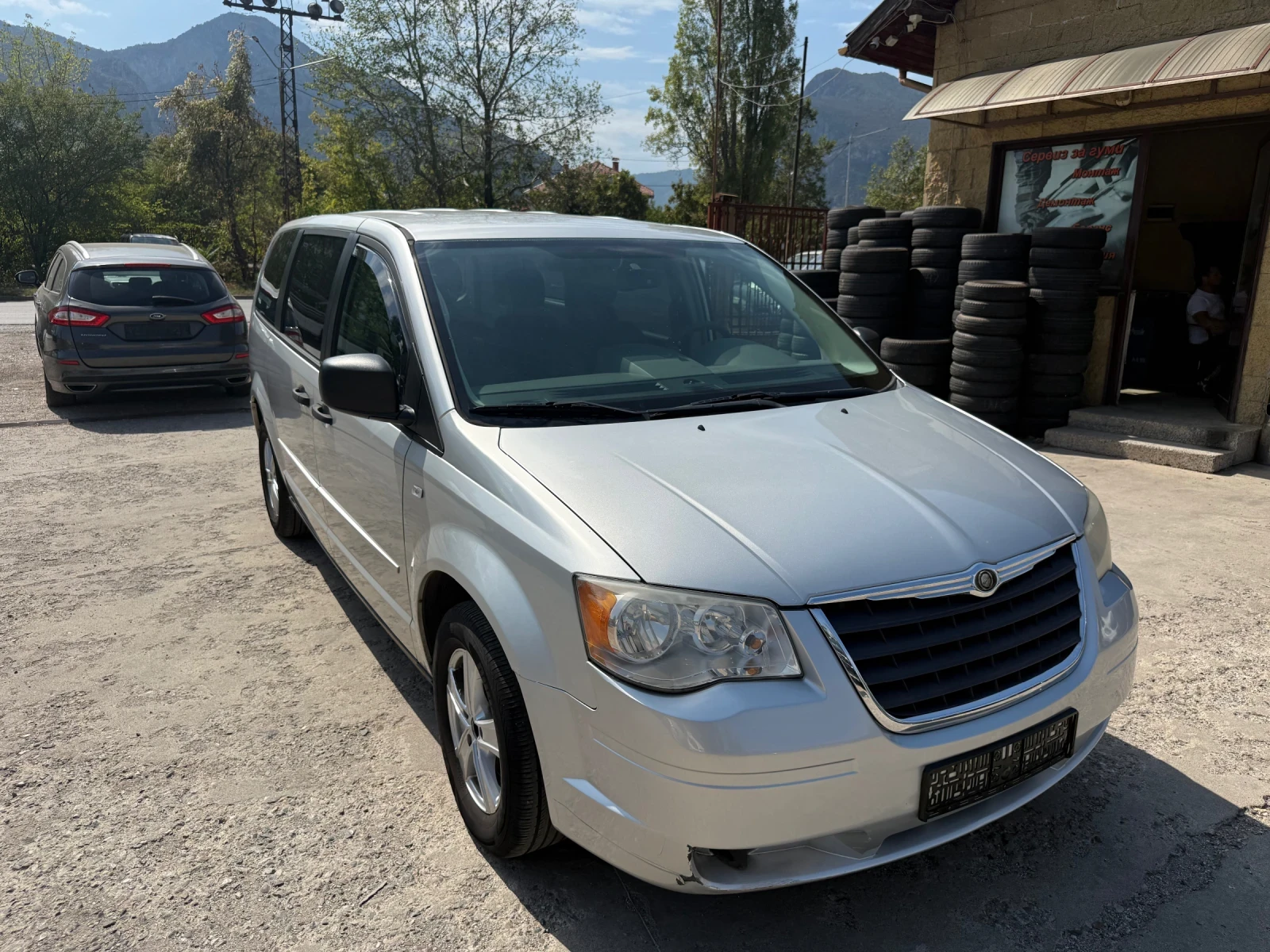 Chrysler Gr.voyager 3.8i V6 - изображение 2