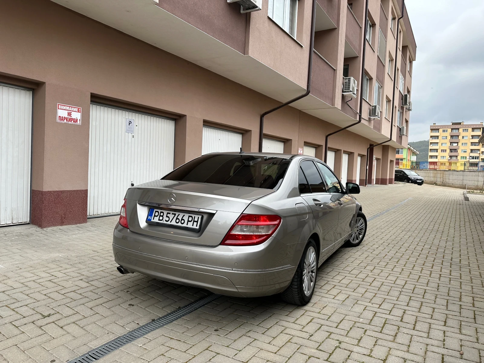 Mercedes-Benz C 220 Harman Kardon OM646, снимка 3 - Автомобили и джипове - 54100779