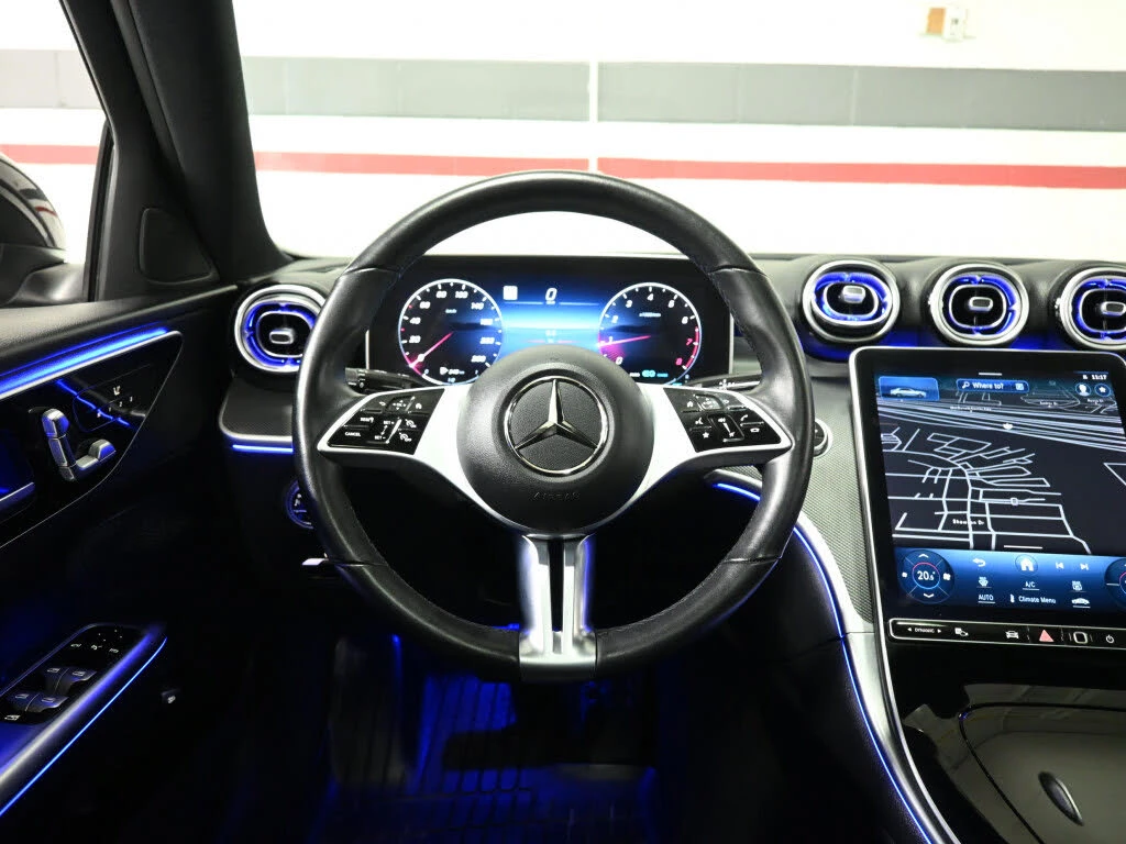 Mercedes-Benz C 300 Sedan 4MATIC, снимка 12 - Автомобили и джипове - 54260377