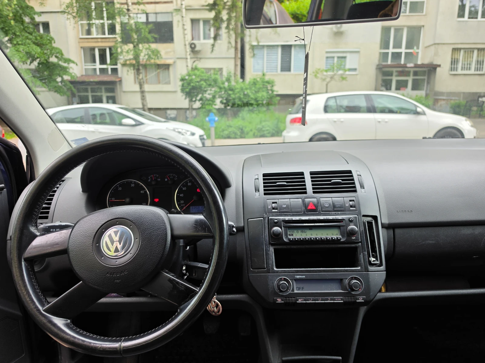 VW Polo 1.9 TDI, снимка 6 - Автомобили и джипове - 54553708