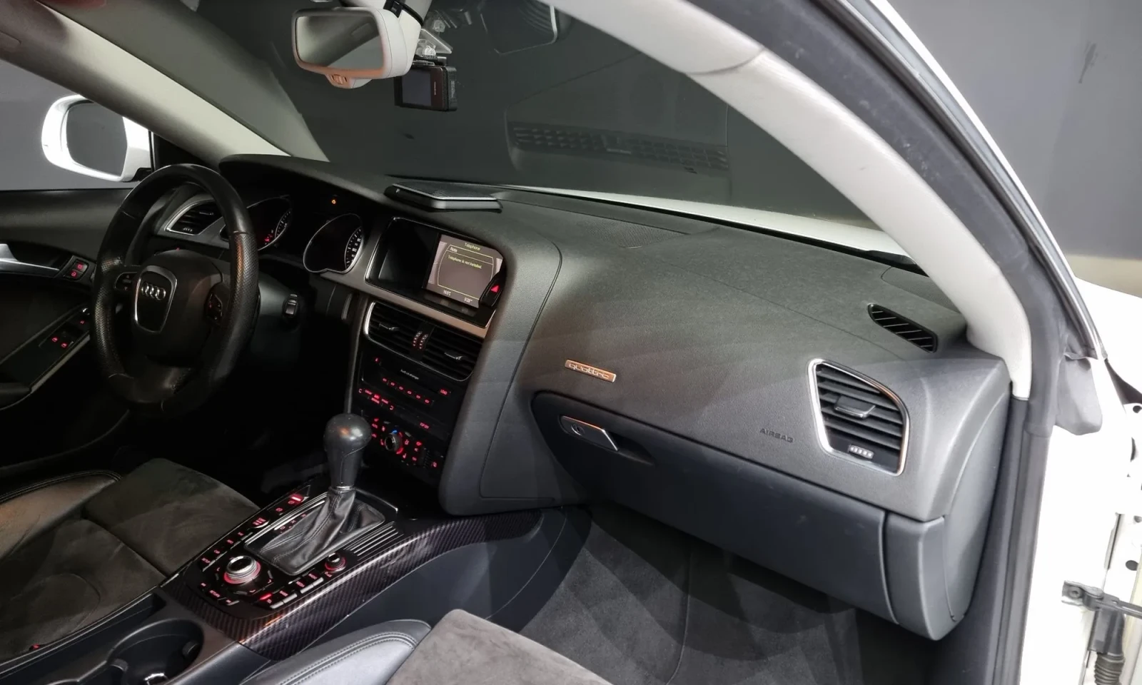 Audi A5 2.0 TFSI Quattro, снимка 7 - Автомобили и джипове - 54608065