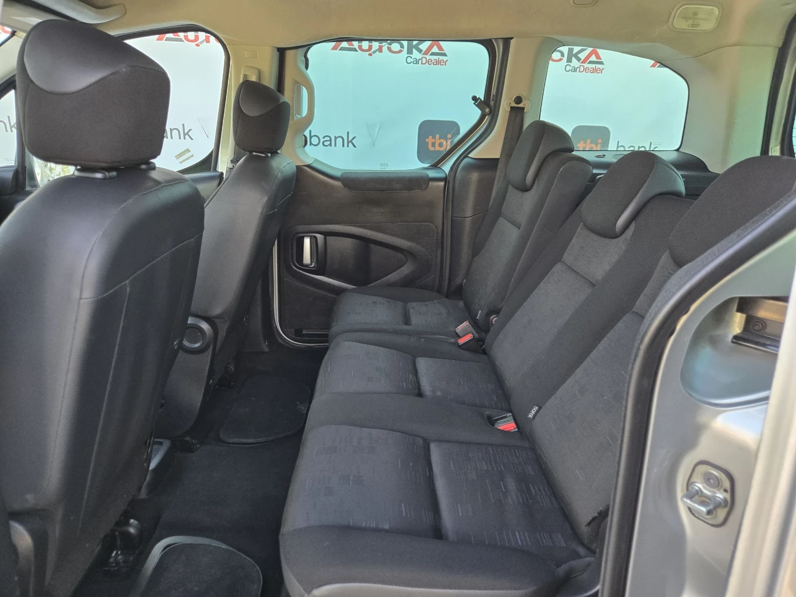 Citroen Berlingo 1.6i-120кс= КЛИМАТИК= XTR= EURO 5A, снимка 9 - Автомобили и джипове - 55105468