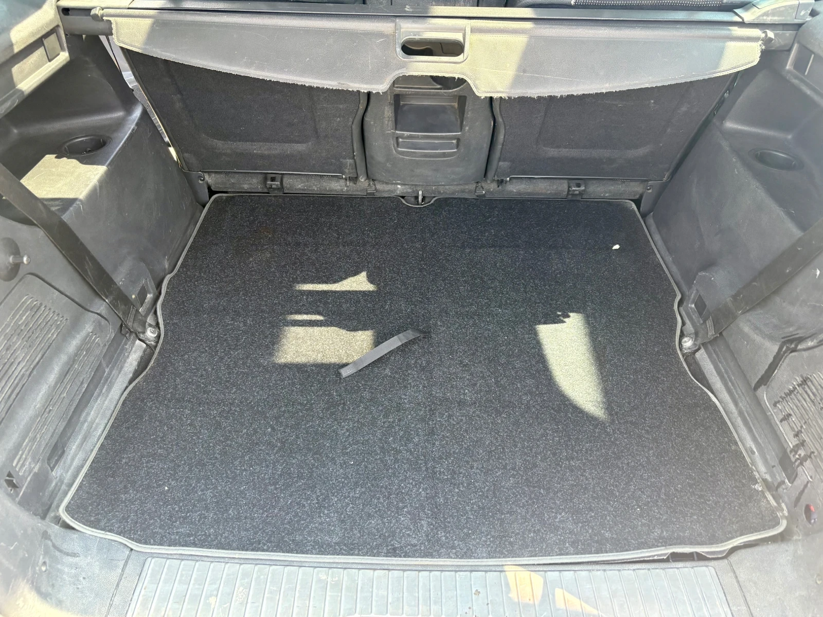 Opel Zafira 1.9 , снимка 16 - Автомобили и джипове - 55250106