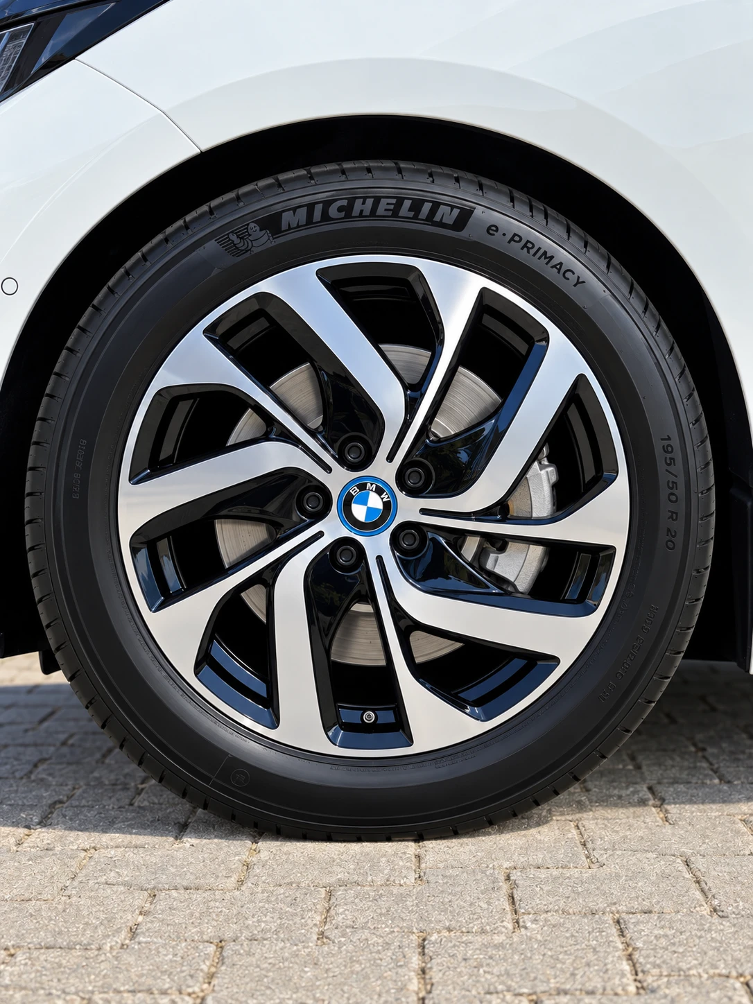 BMW i3 120Ah Premium Selection, снимка 8 - Автомобили и джипове - 56463447