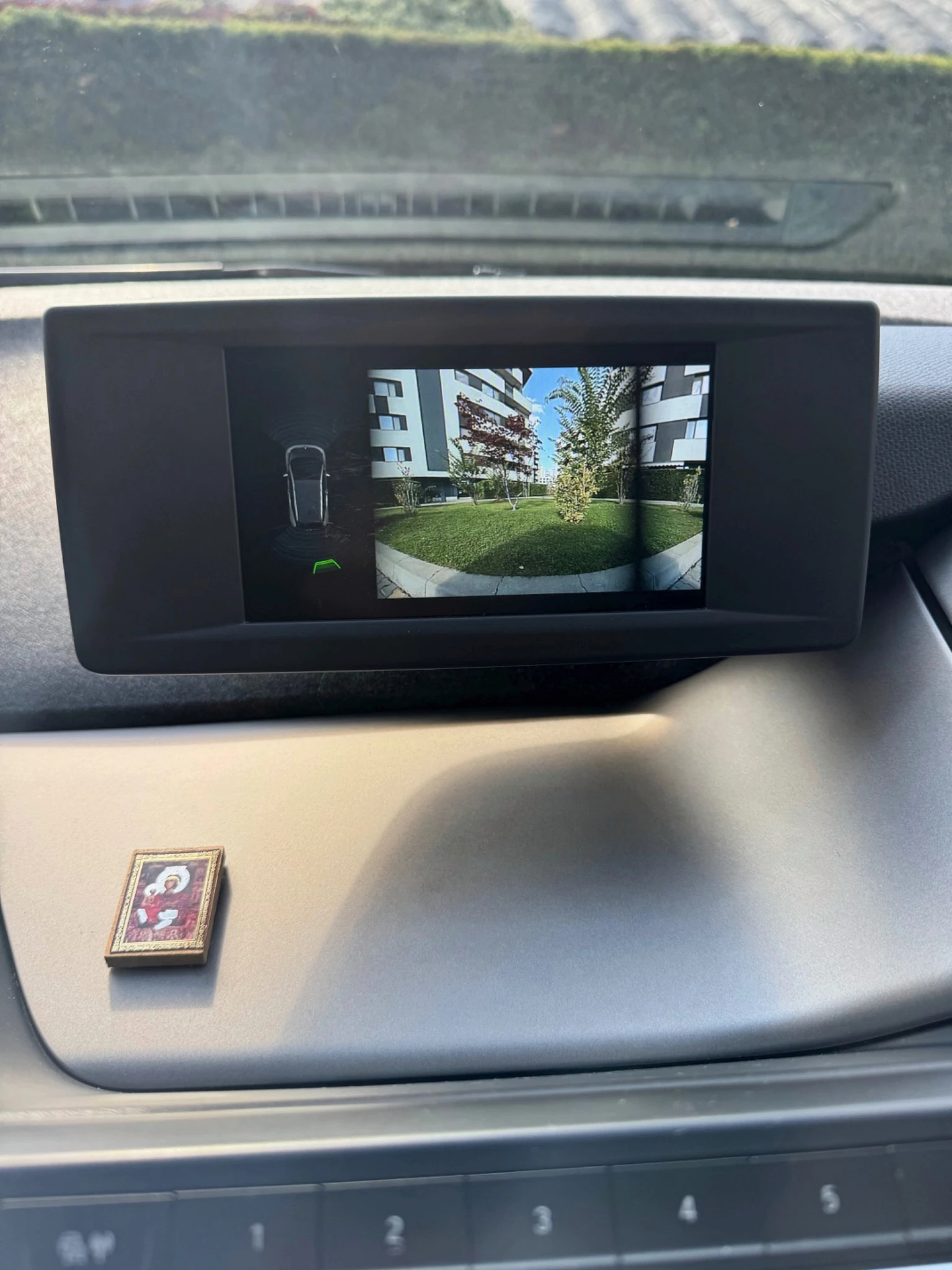 BMW i3 120Ah Premium Selection, снимка 16 - Автомобили и джипове - 56463447
