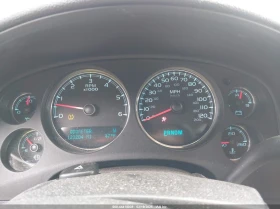 Chevrolet Suburban 5.3L V-8 310HP 4X4 Drive, снимка 7
