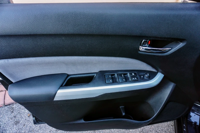 Suzuki Vitara 1.6DDIS V-TOP 4WD , снимка 5 - Автомобили и джипове - 41966836