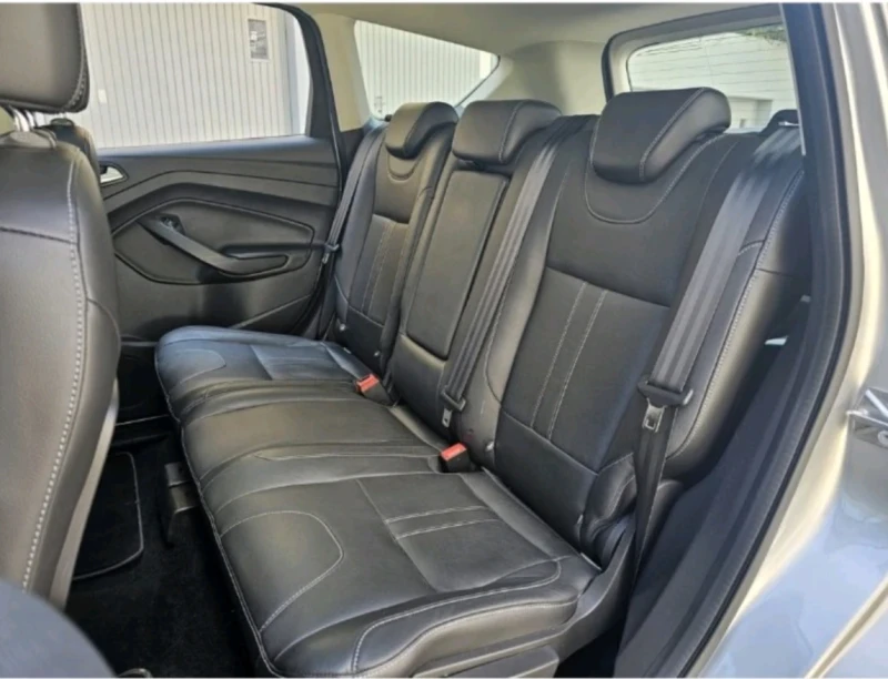 Ford Kuga Автомат/Кожа/Нави/Панорама, снимка 11 - Автомобили и джипове - 53346294