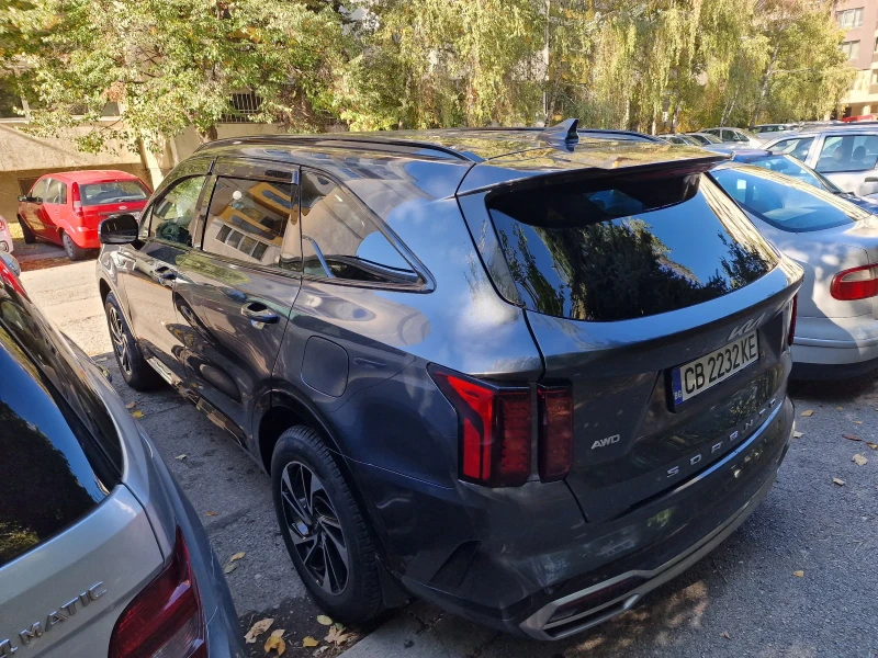Kia Sorento, снимка 4 - Автомобили и джипове - 52120374