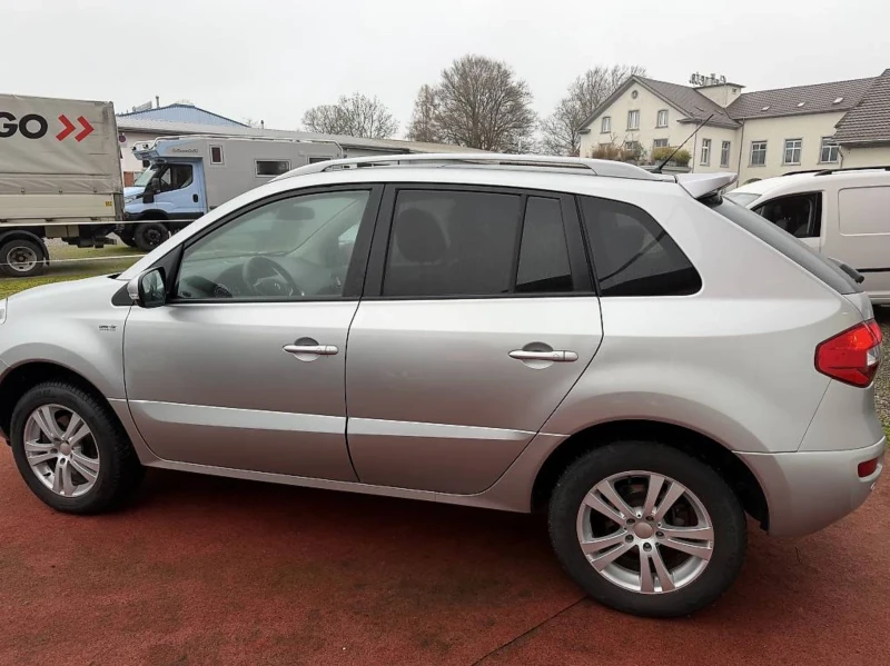 Renault Koleos 2.5 170к.4Х4 FULL ОЧАКВАН ВНОС ОТ ШВЕЙЦАРИЯ , снимка 6 - Автомобили и джипове - 53048092