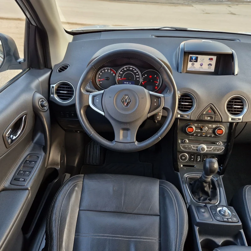 Renault Koleos 2.5 171к.4Х4 НАВИ/BOSE/КЕЙЛЕС/КОЖА/ШВЕЙЦАРИЯ , снимка 14 - Автомобили и джипове - 53048092