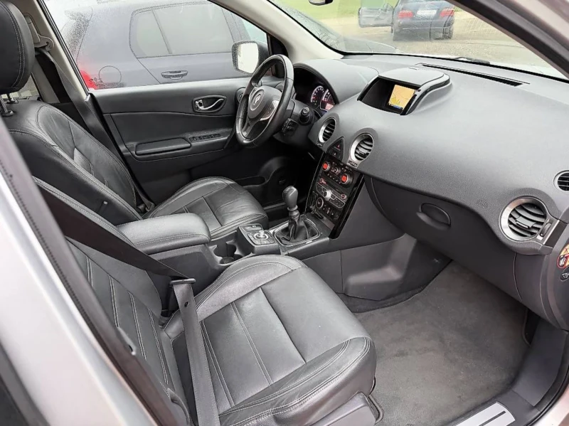 Renault Koleos 2.5 170к.4Х4 FULL ОЧАКВАН ВНОС ОТ ШВЕЙЦАРИЯ , снимка 9 - Автомобили и джипове - 53048092