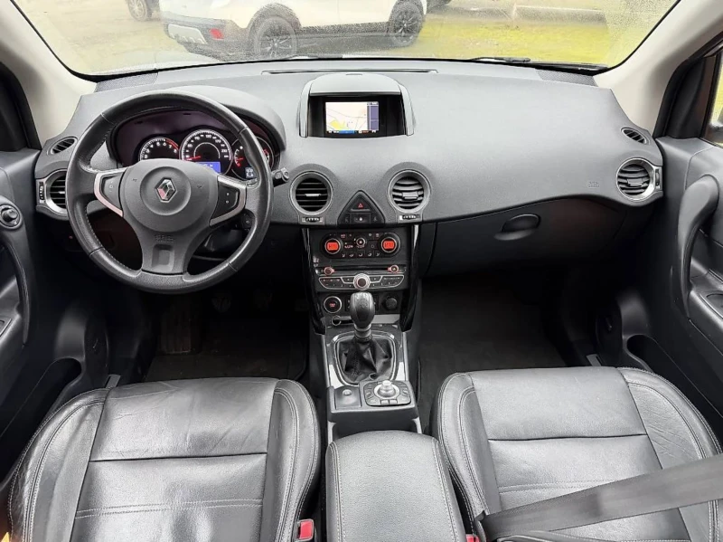 Renault Koleos 2.5 170к.4Х4 FULL ОЧАКВАН ВНОС ОТ ШВЕЙЦАРИЯ , снимка 10 - Автомобили и джипове - 53048092