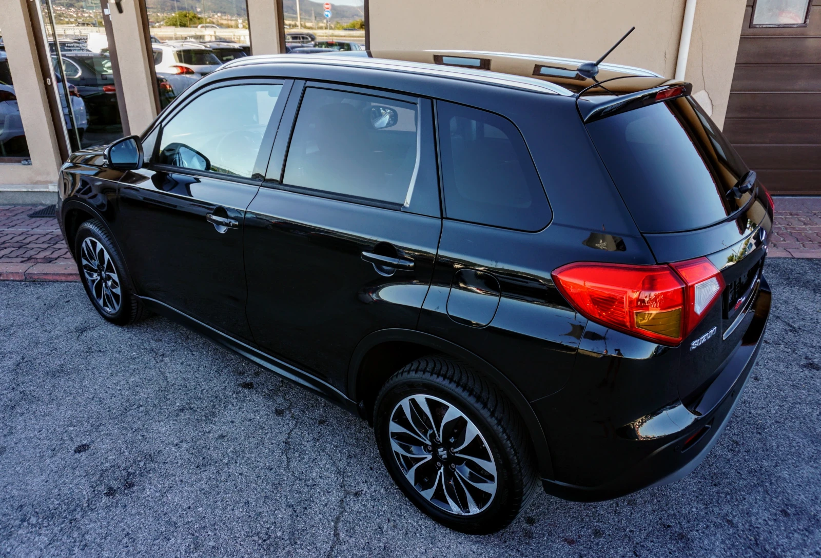 Suzuki Vitara 1.6DDIS V-TOP 4WD  - изображение 4