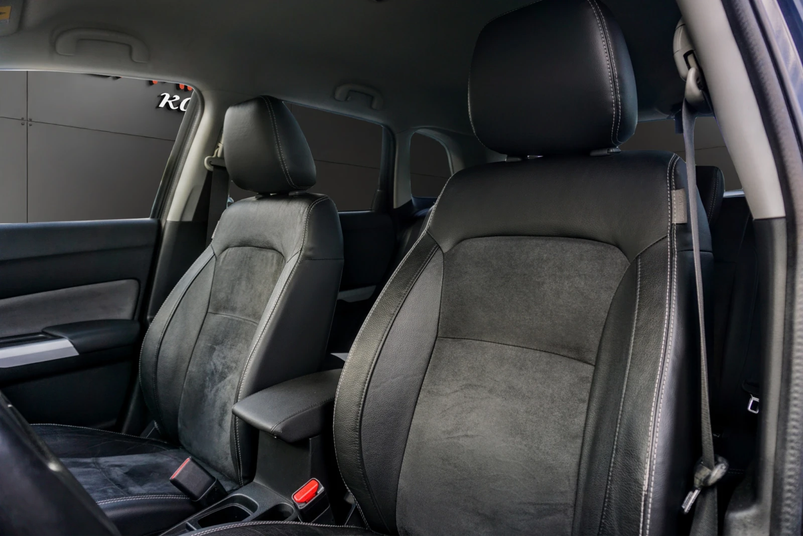 Suzuki Vitara 1.6DDIS V-TOP 4WD , снимка 7 - Автомобили и джипове - 41966836