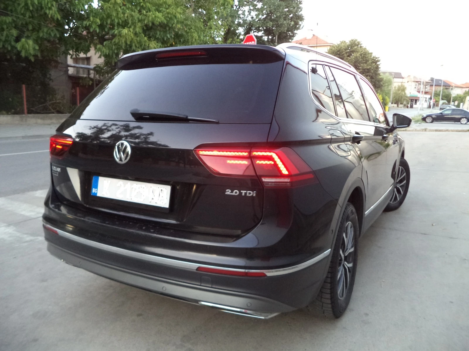 VW Tiguan  hi-line - изображение 6