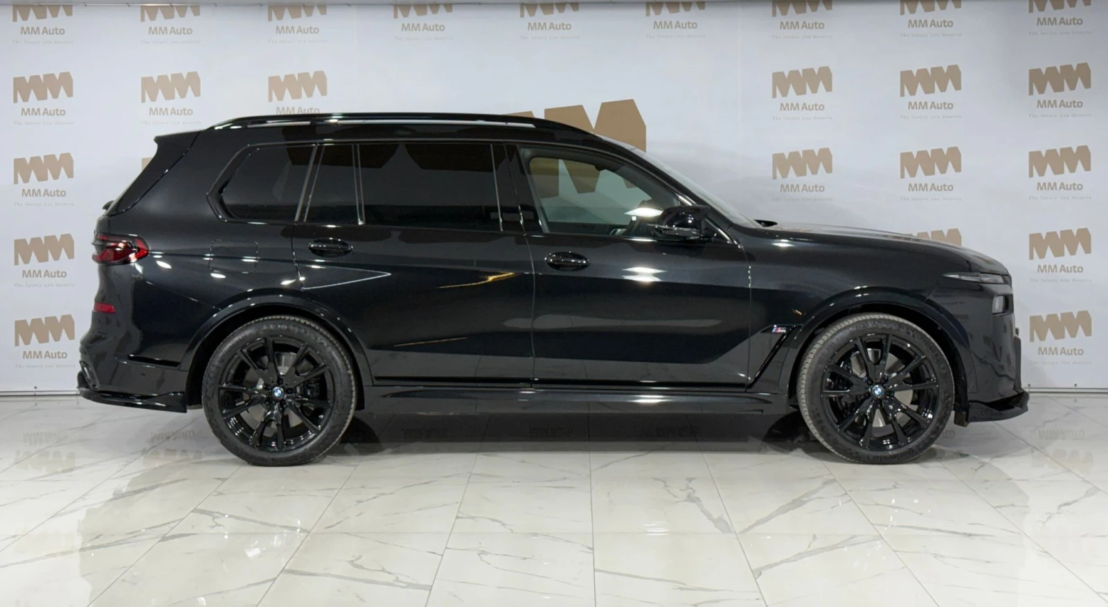 BMW X7 M60i* xDrive* Bowers&Wilkins* Carbon* HuD* Pano - изображение 3