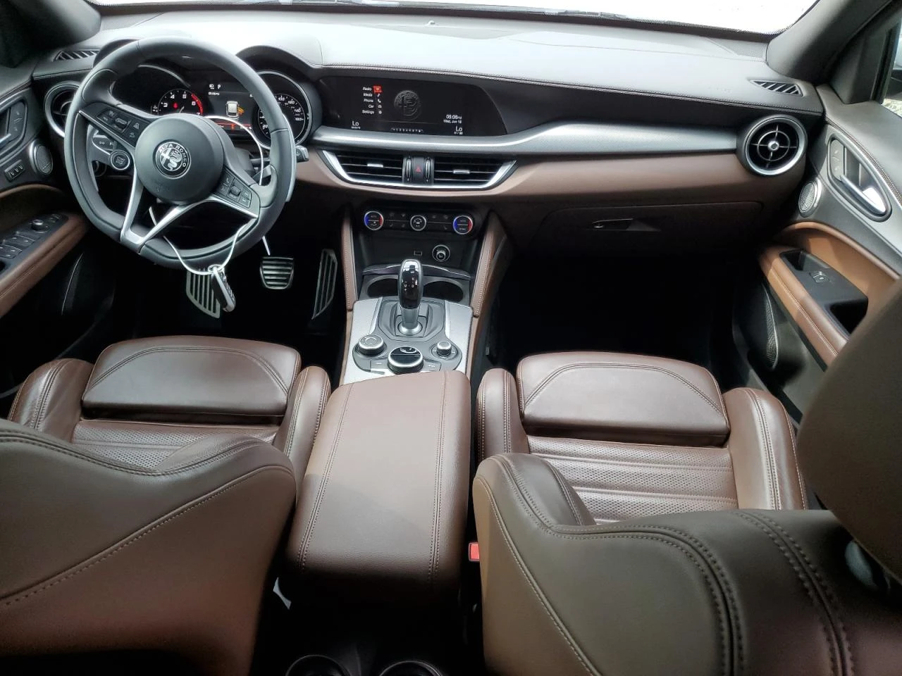 Alfa Romeo Stelvio TI* Q4* HARMAN/KARDON* ПОДГРЕВИ - изображение 8