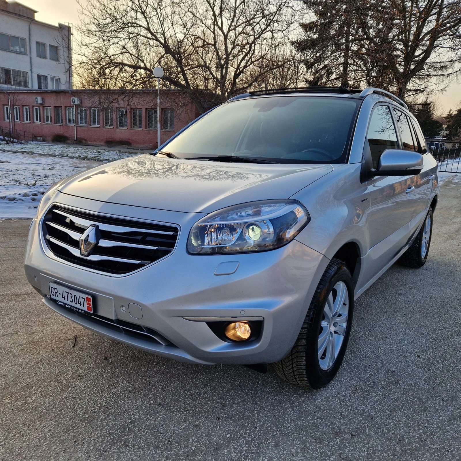 Renault Koleos 2.5 171к.4Х4 НАВИ/BOSE/КЕЙЛЕС/КОЖА/ШВЕЙЦАРИЯ  - изображение 3
