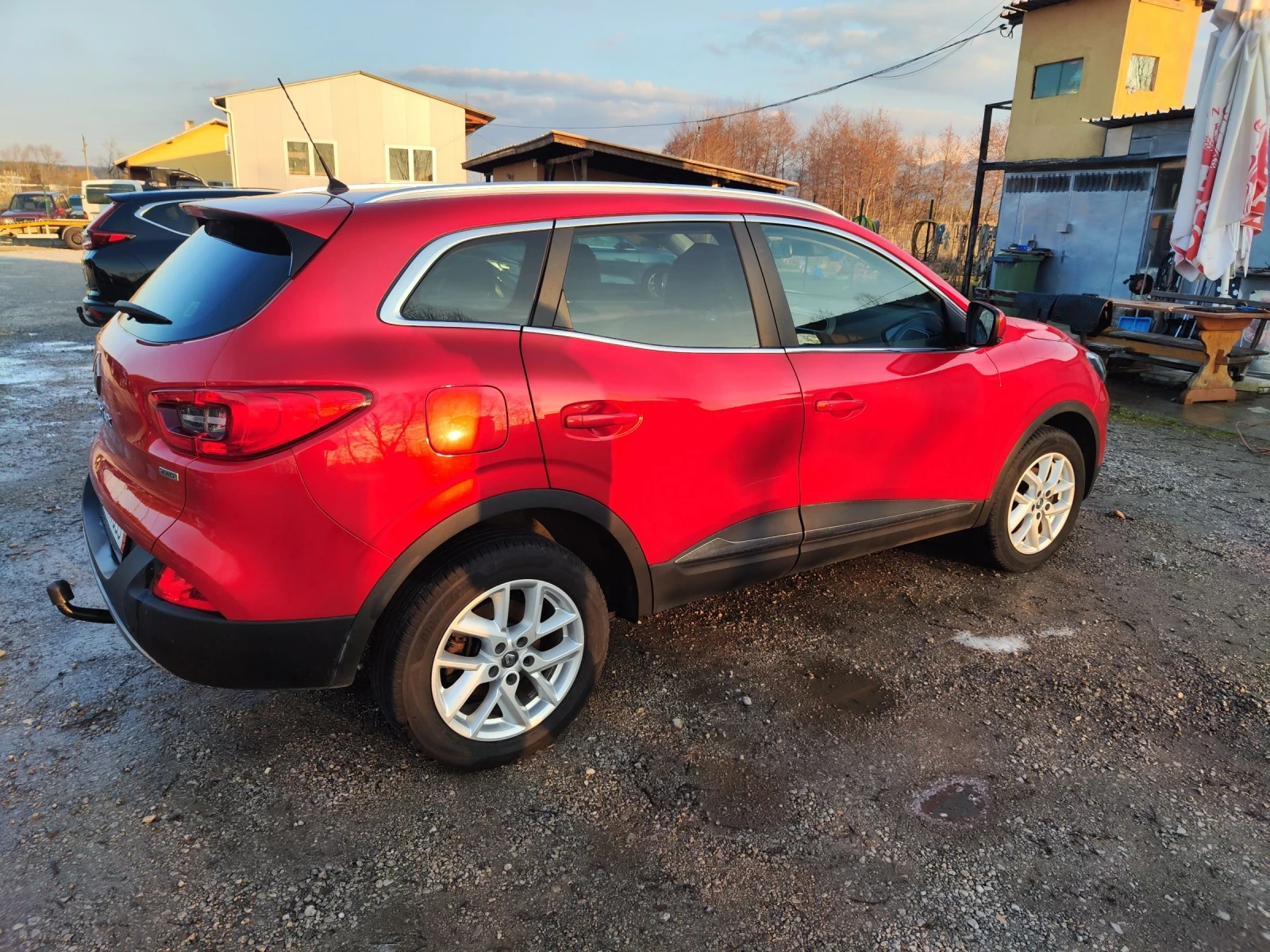 Renault Kadjar 1.6 4#4 панорамна , снимка 6 - Автомобили и джипове - 53739677