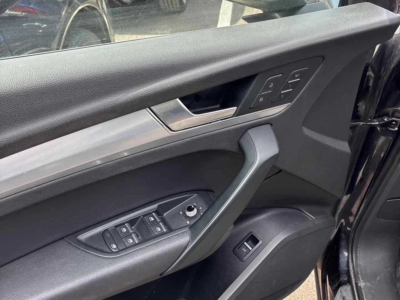 Audi Q5 * Progressiv * KEYLESS* PANORAMA* ПОДГРЕВ* , снимка 17 - Автомобили и джипове - 54296288