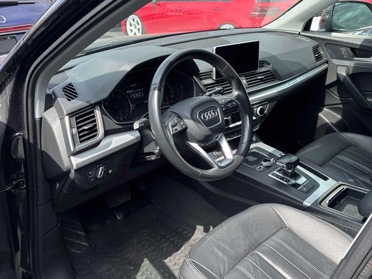 Audi Q5 * Progressiv * KEYLESS* PANORAMA* ПОДГРЕВ* , снимка 5 - Автомобили и джипове - 54296288